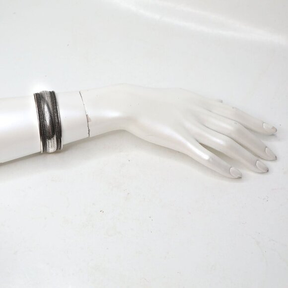 Vintage Antique Silver Tone Cuff Bracelet Fashion Metal Adjustable Retro - Picture 3 of 6